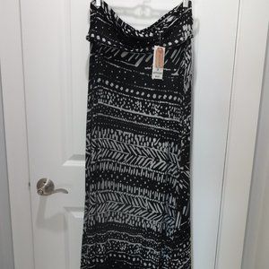 MUDD Maxi Skirt, XL, NWT